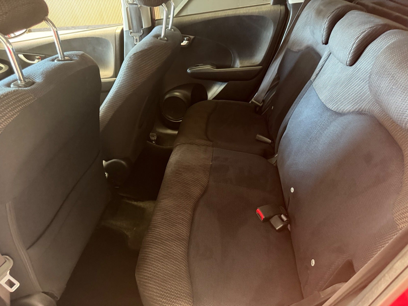 Rød Honda Jazz fra 2014