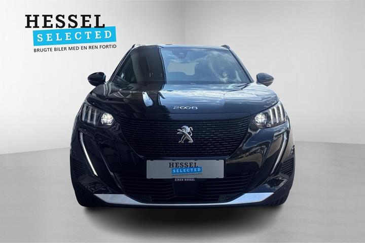 Sort Peugeot e-2008 fra 2023