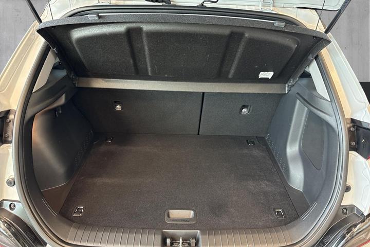 Hvid Hyundai Kona fra 2022