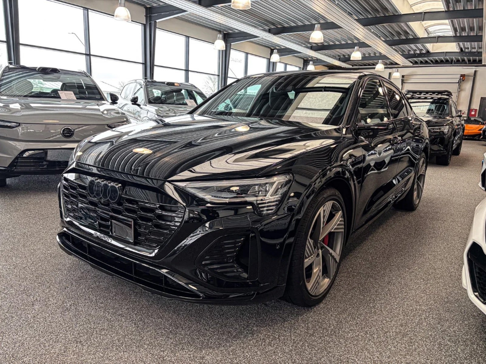 Audi Q8 e-tron 55 S-line Sportback quattro
