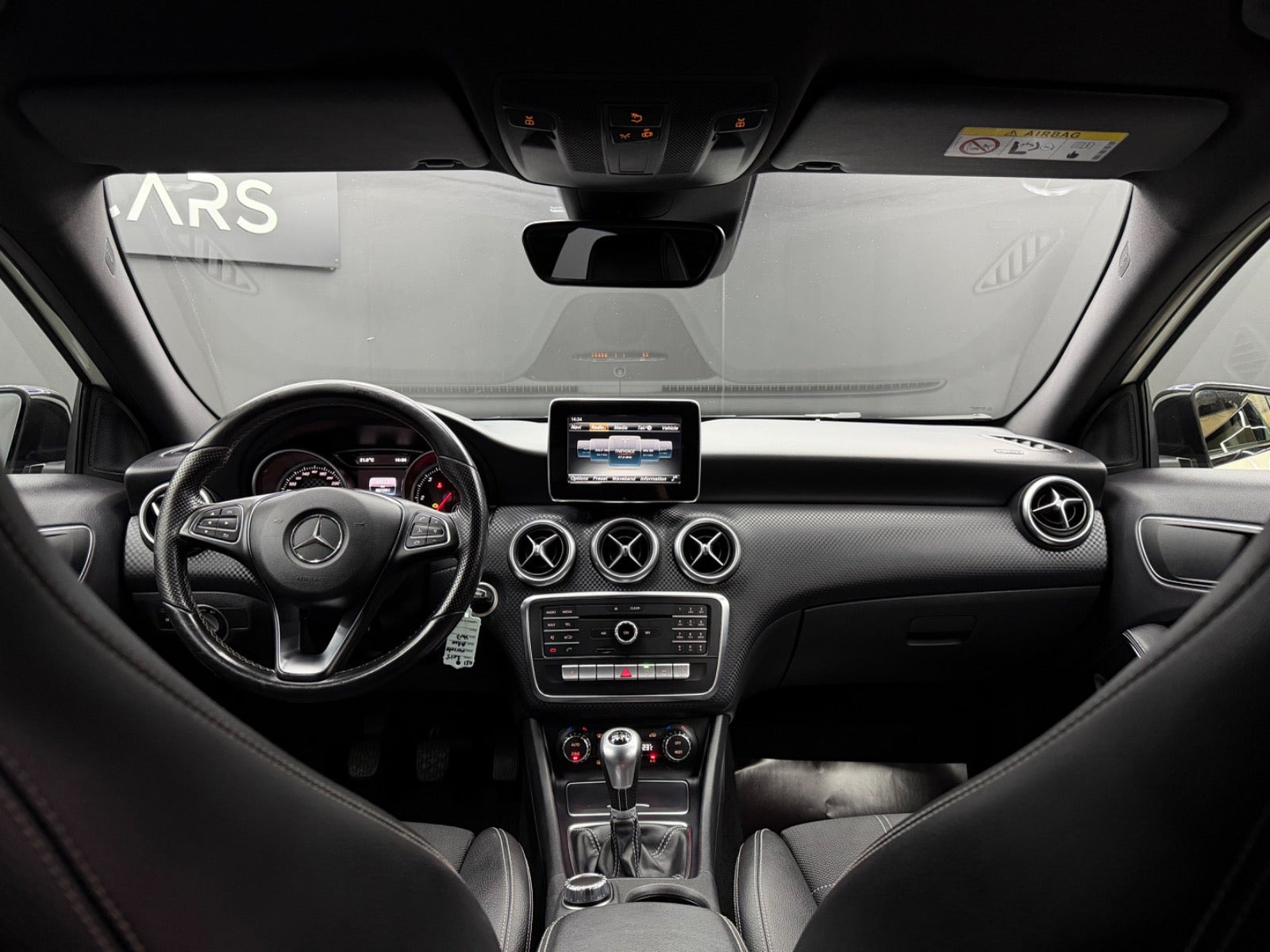Hvid Mercedes A200 d fra 2015