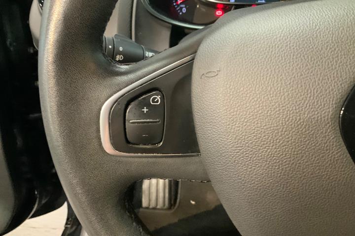 Sort Renault Clio IV fra 2016