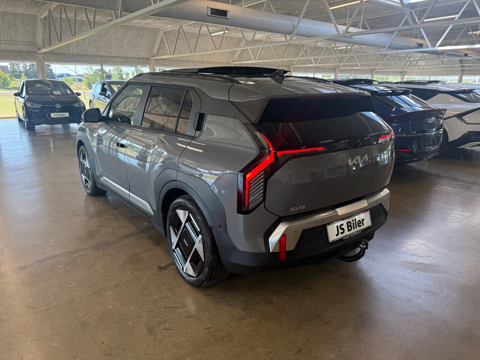 Grå Kia EV3 fra 2025