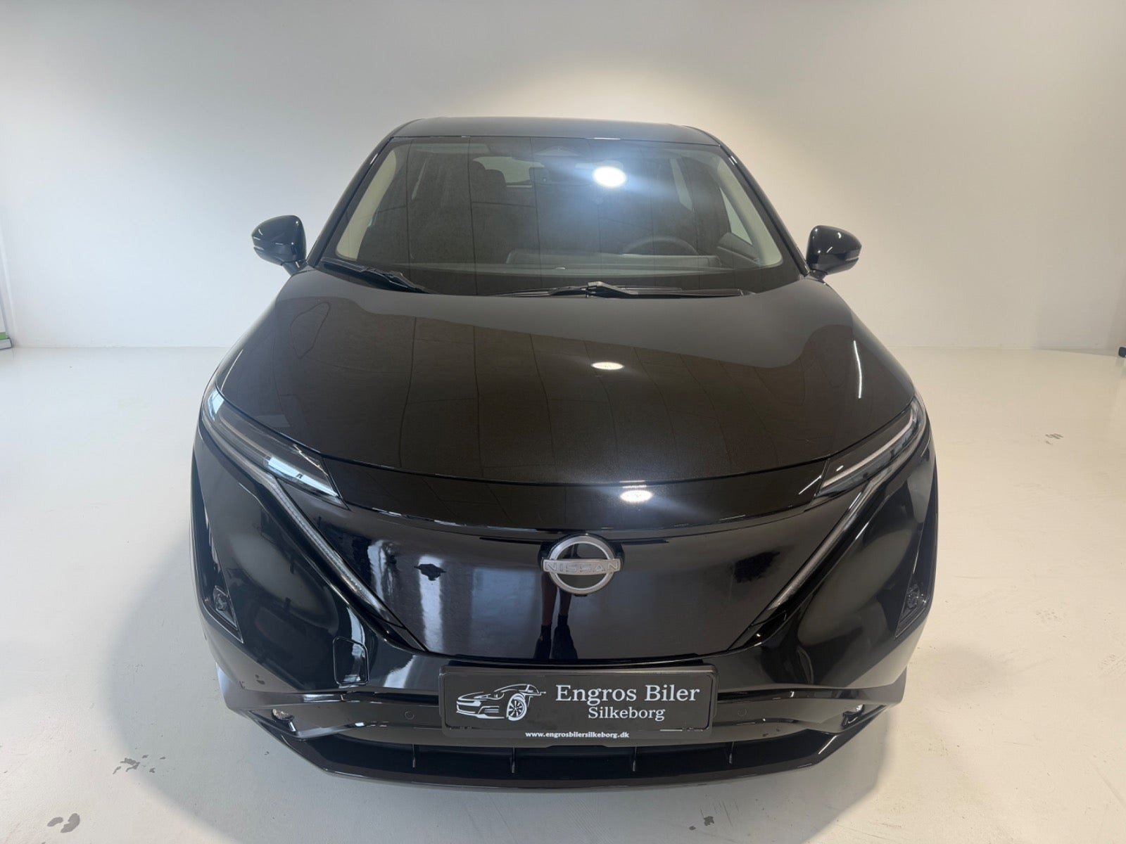 Sort Nissan Ariya fra 2025