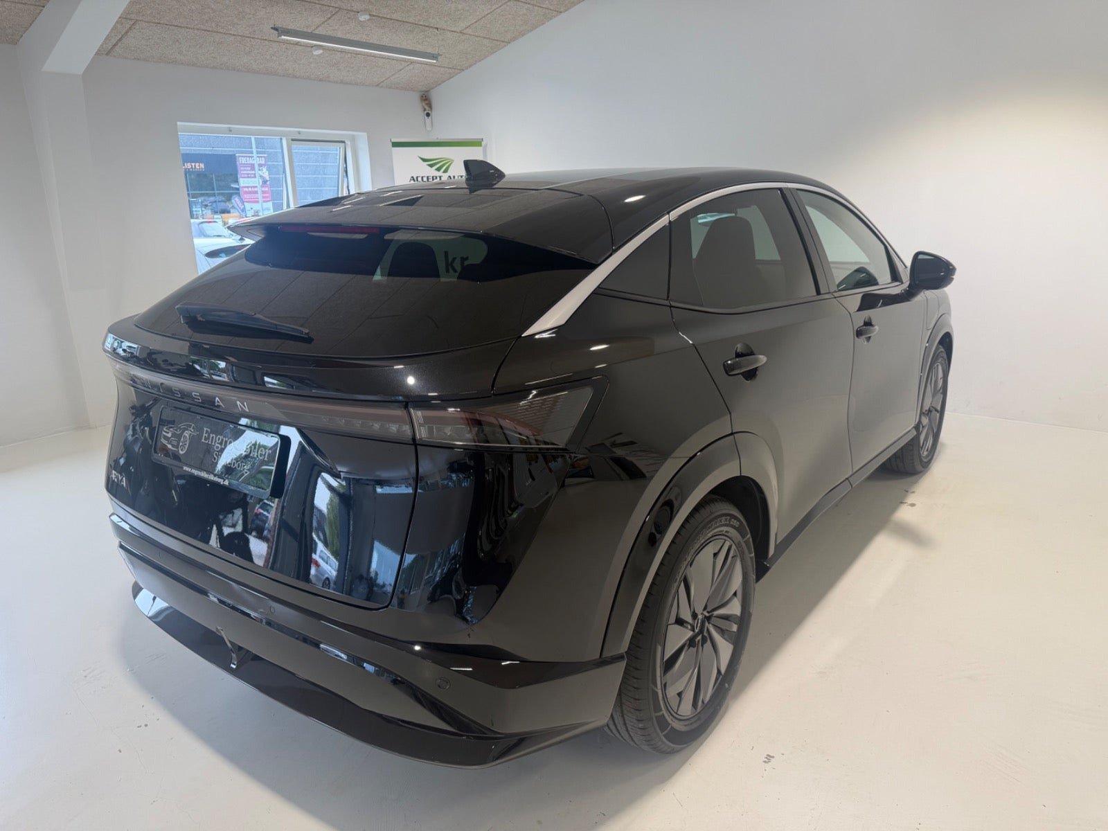 Sort Nissan Ariya fra 2025