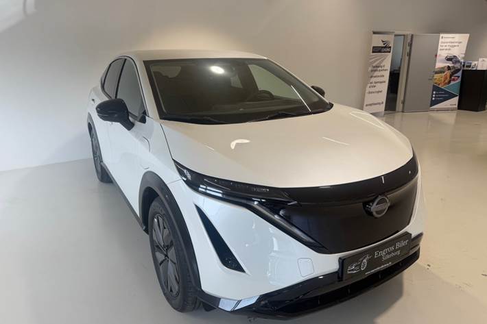 Hvid Nissan Ariya fra 2025