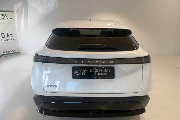 Hvid Nissan Ariya fra 2025