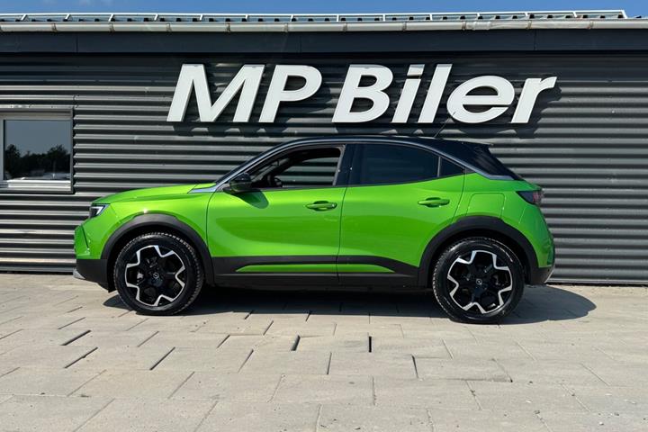 Grøn Opel Mokka-e fra 2023