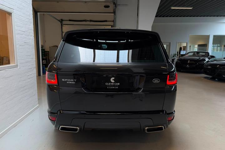 Grå Land Rover Range Rover sport fra 2018