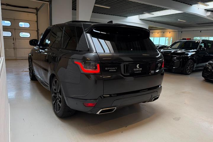 Grå Land Rover Range Rover sport fra 2018