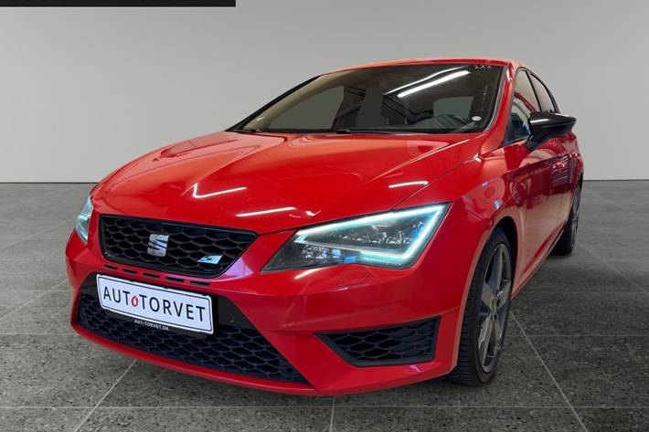 Rød Seat Leon fra 2014