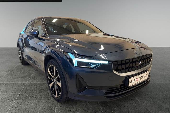 Blå Polestar 2 fra 2022
