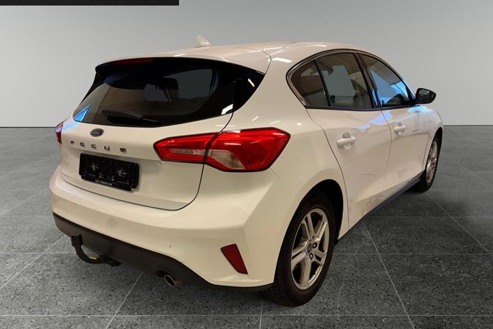 Hvid Ford Focus fra 2019