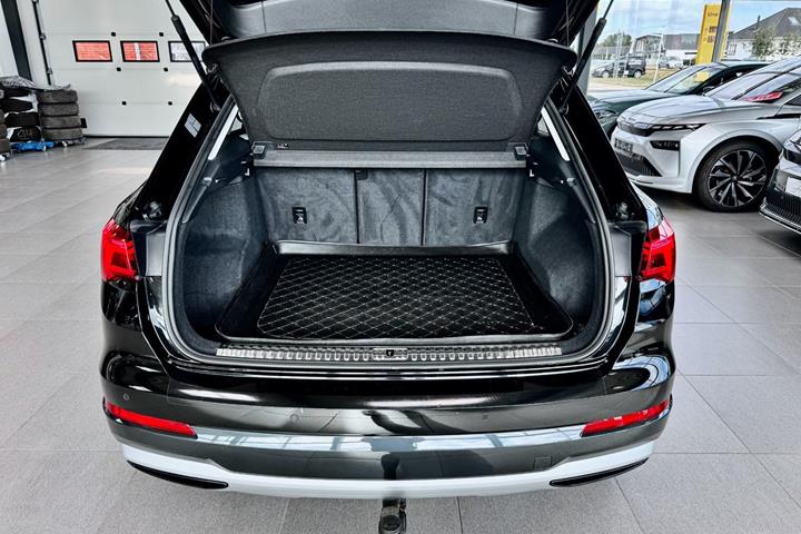 Sort Audi Q3 fra 2019