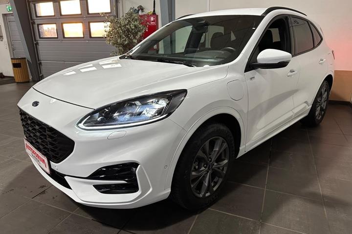 Hvid Ford Kuga fra 2021