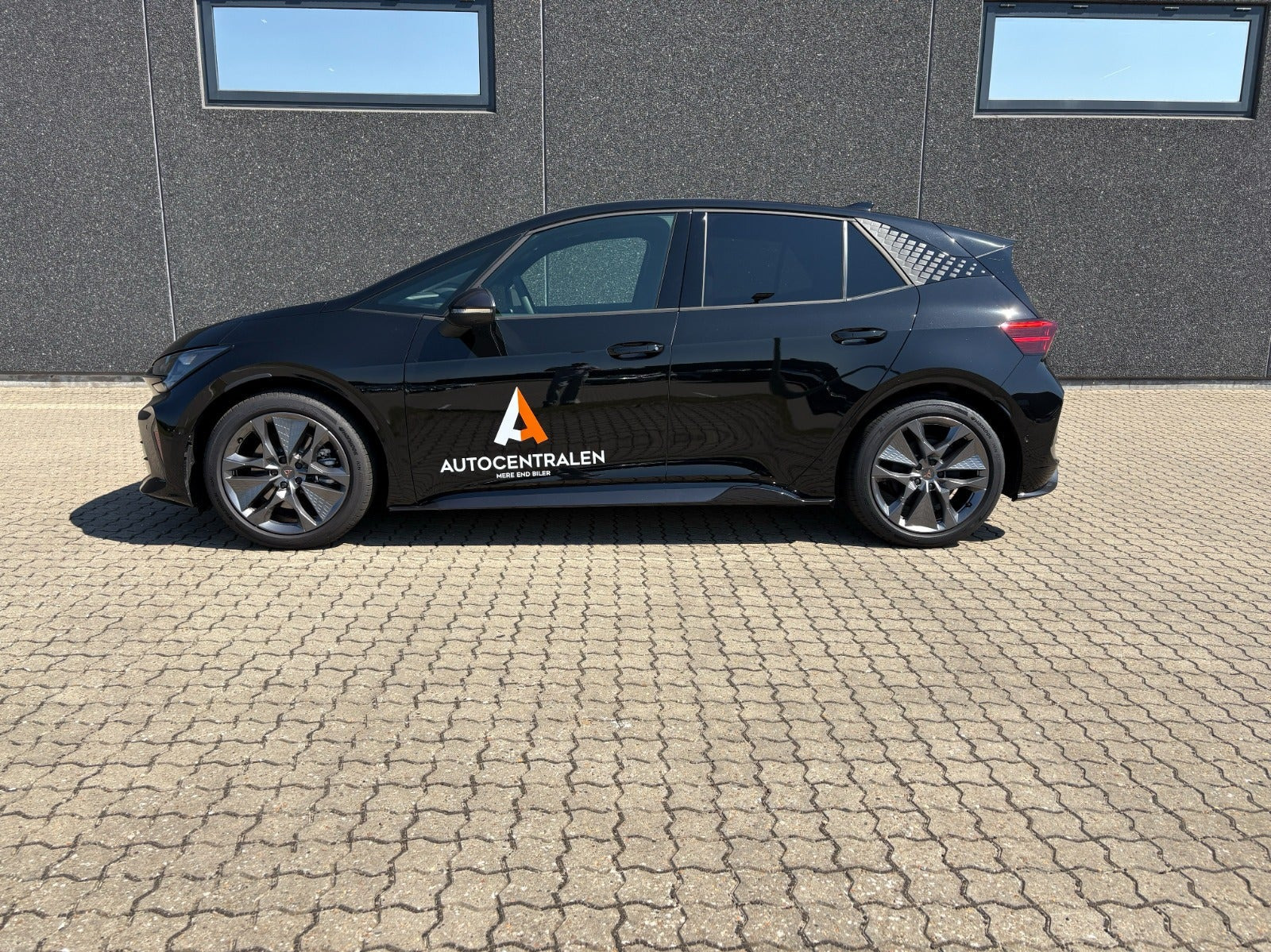 Sort Cupra Born fra 2027