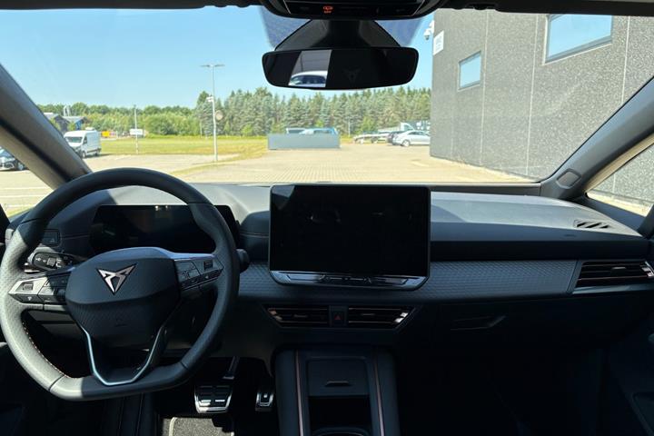 Sort Cupra Born fra 2027