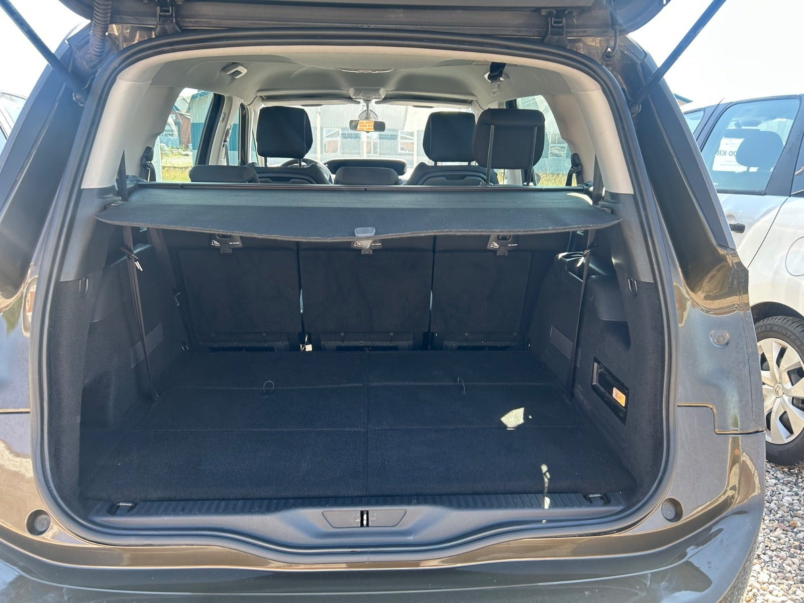 Brun Citroën Grand C4 Picasso fra 2014
