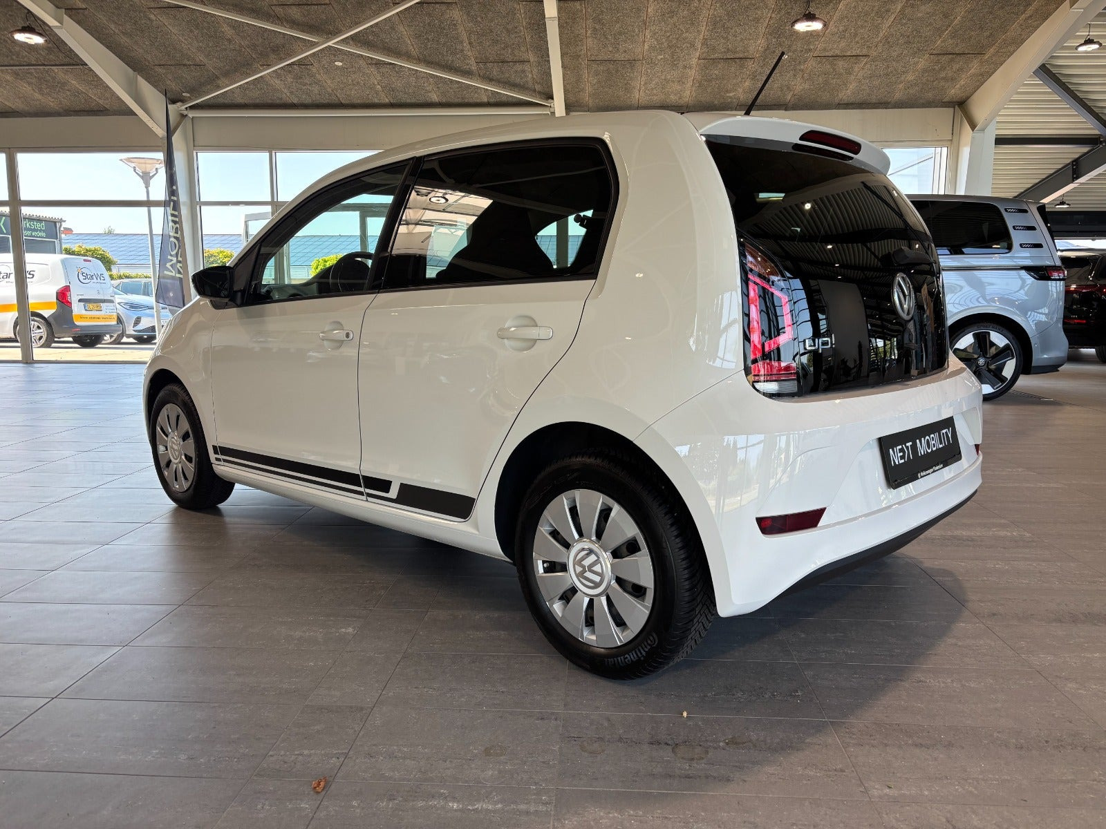 Hvid VW UP! fra 2018