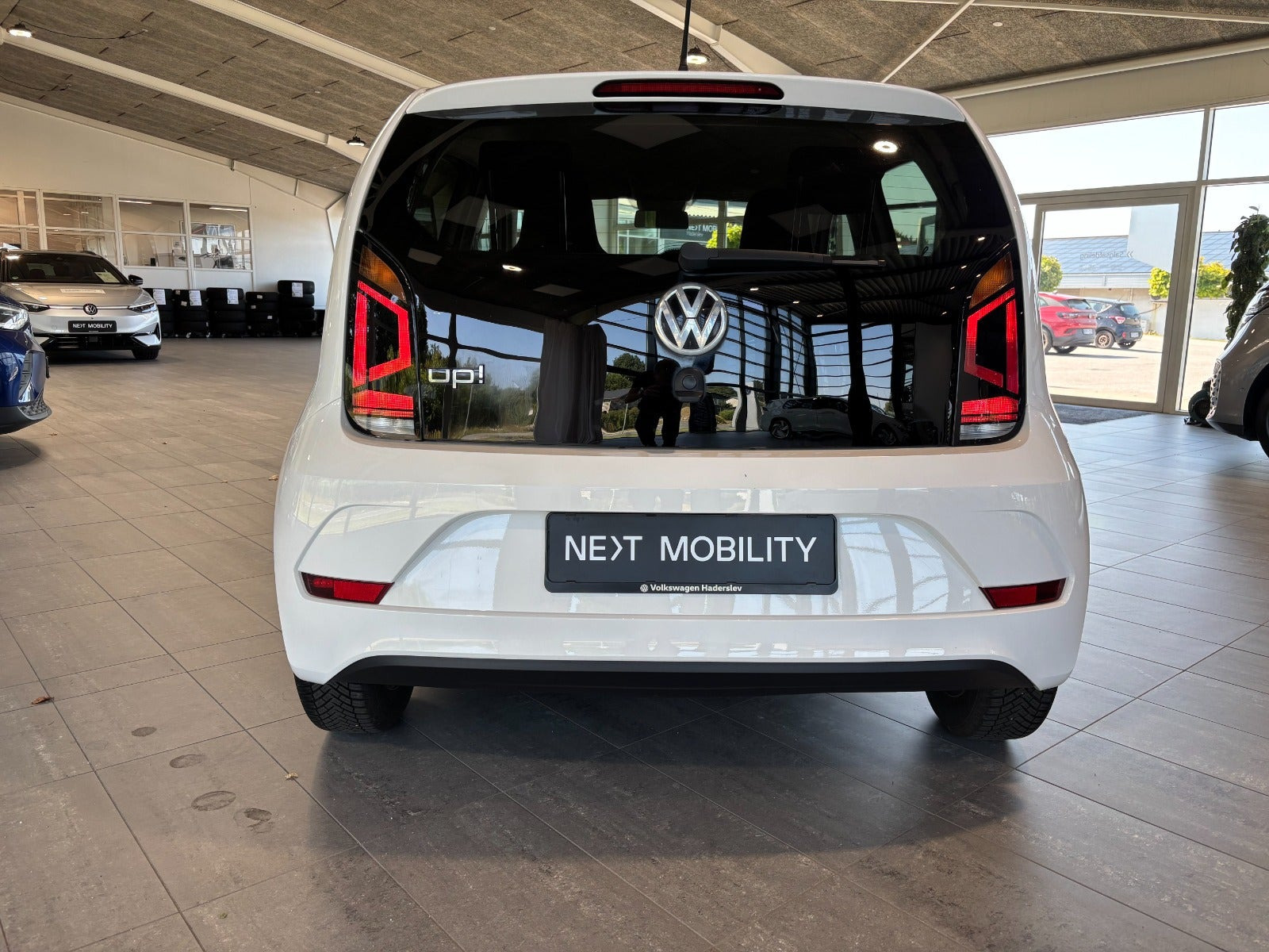 Hvid VW UP! fra 2018