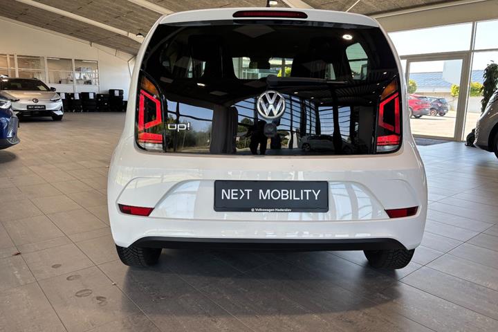 Hvid VW UP! fra 2018