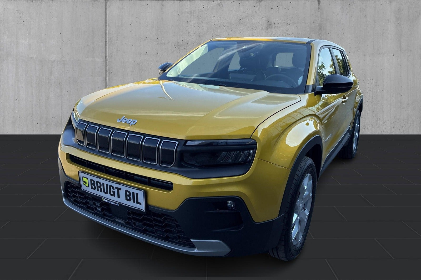 Gul Jeep Avenger fra 2025