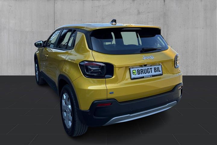 Gul Jeep Avenger fra 2025