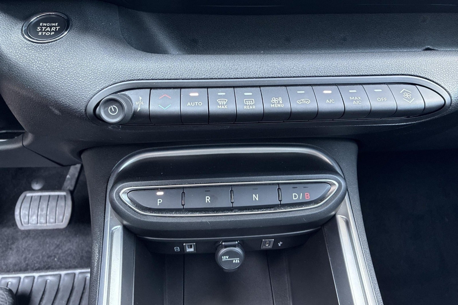 Gul Jeep Avenger fra 2025