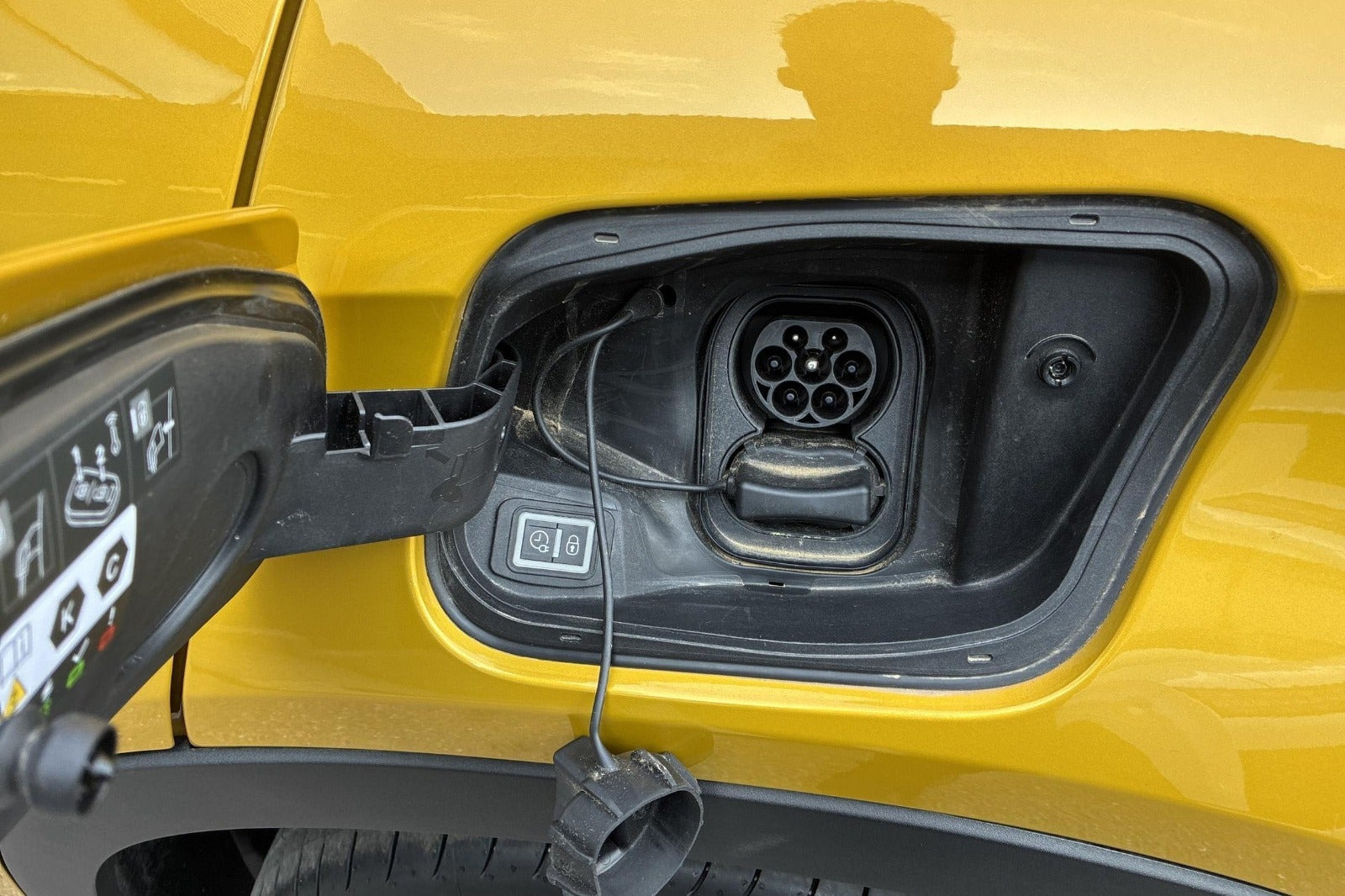 Gul Jeep Avenger fra 2025