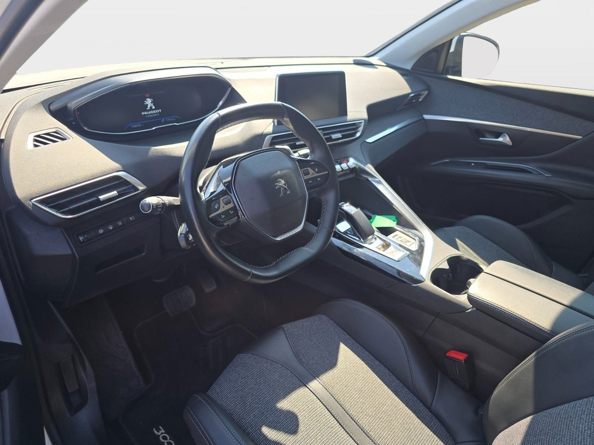 Hvid Peugeot 3008 fra 2020
