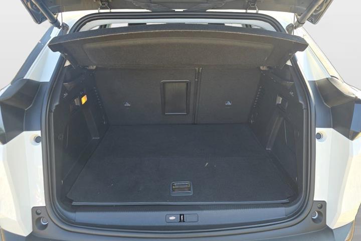 Hvid Peugeot 3008 fra 2020