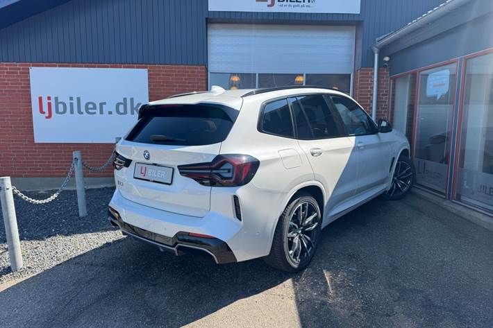 Hvid BMW iX3 fra 2022