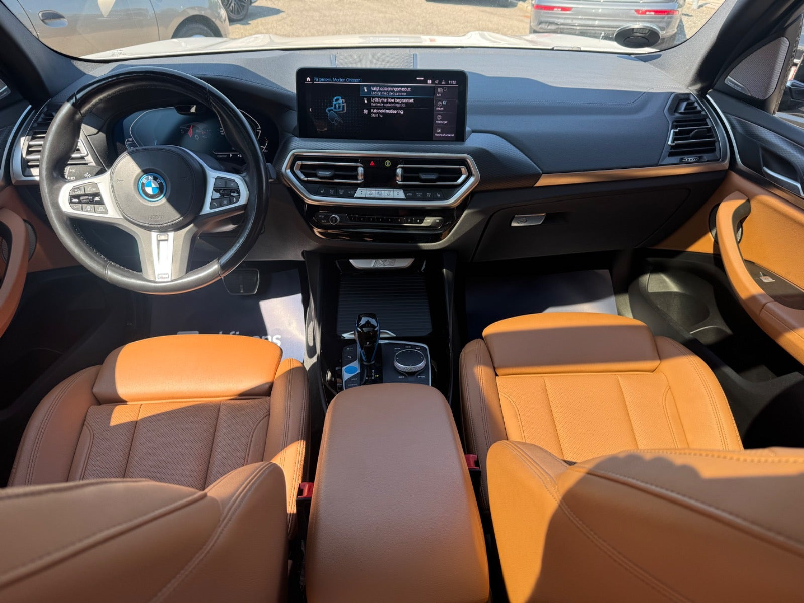 Hvid BMW iX3 fra 2022