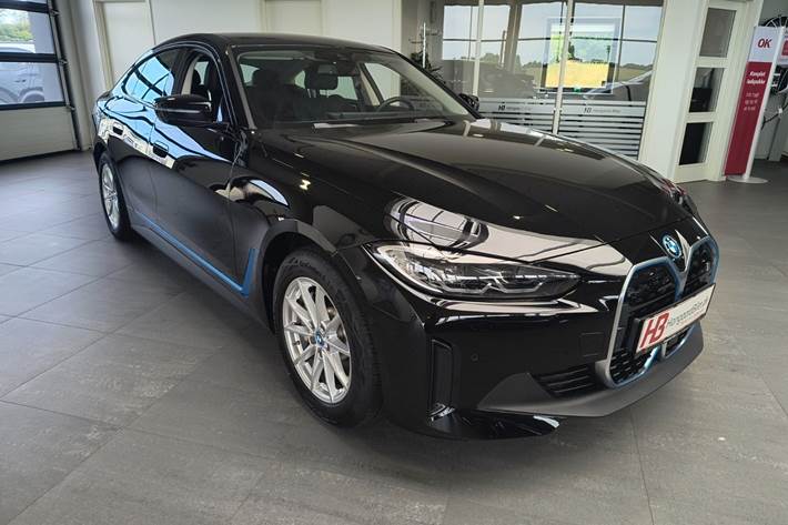 Sort BMW i4 fra 2024