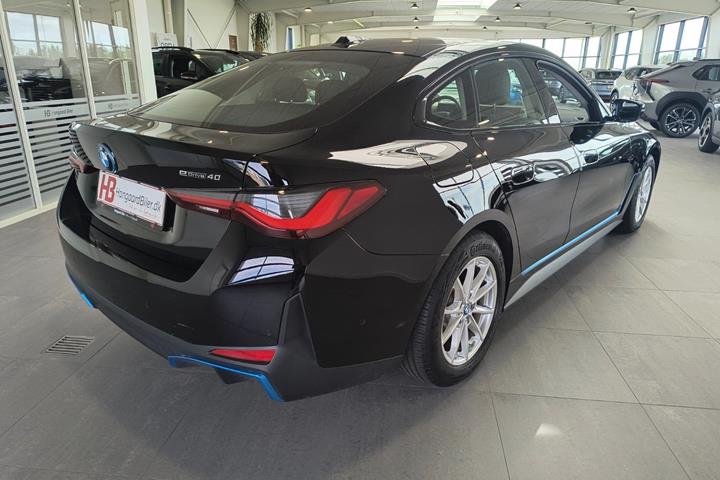 Sort BMW i4 fra 2024
