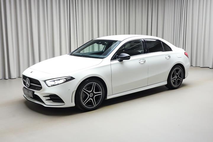 Hvid Mercedes A200 fra 2023