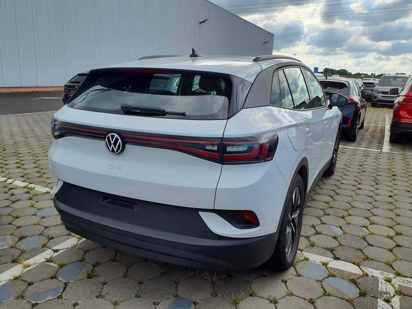 Hvid VW ID.4 fra 2024