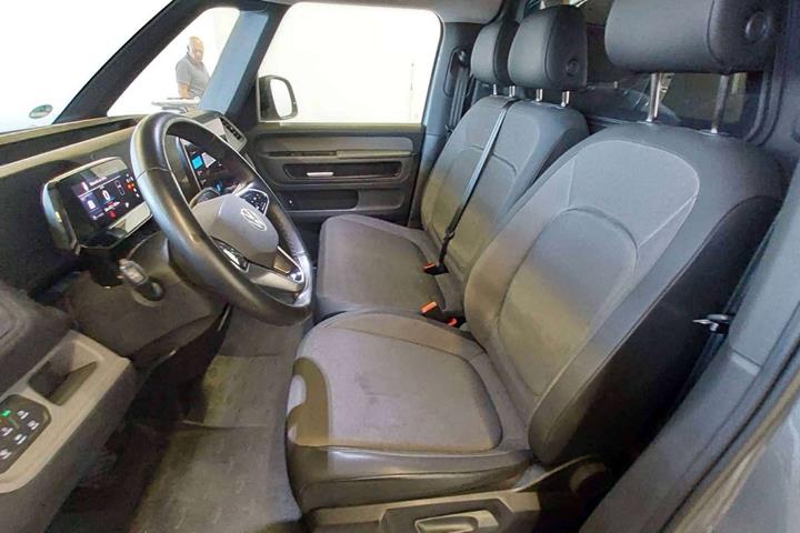 Sølv VW ID.Buzz fra 2025