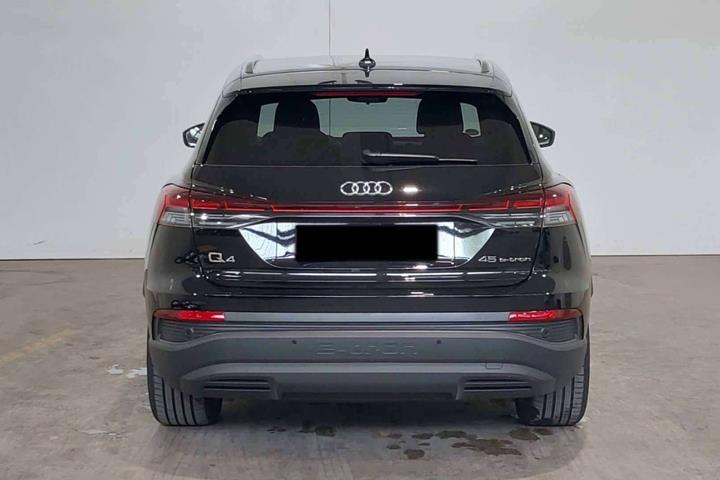 Sort Audi Q4 e-tron fra 2024