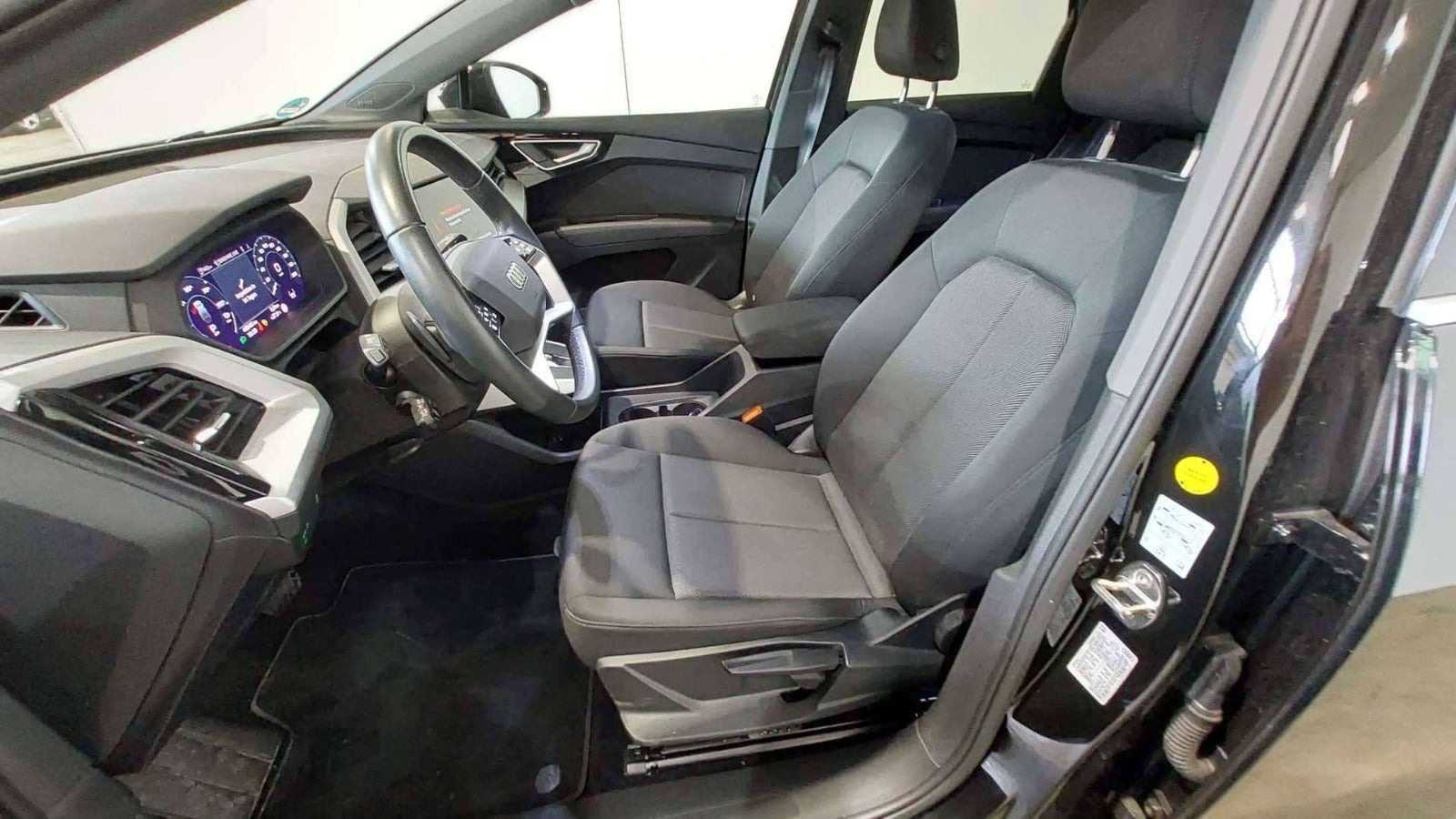 Sort Audi Q4 e-tron fra 2024