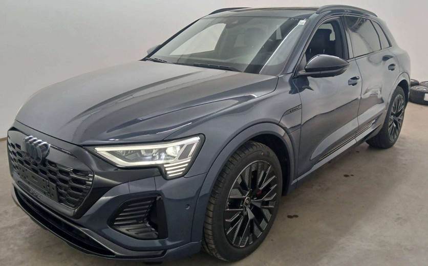 Audi Q8 e-tron 55 S-line quattro