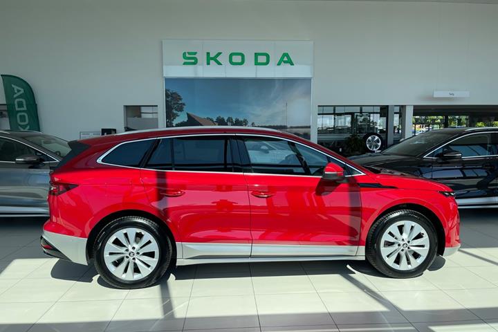 Rød Skoda Enyaq fra 2026