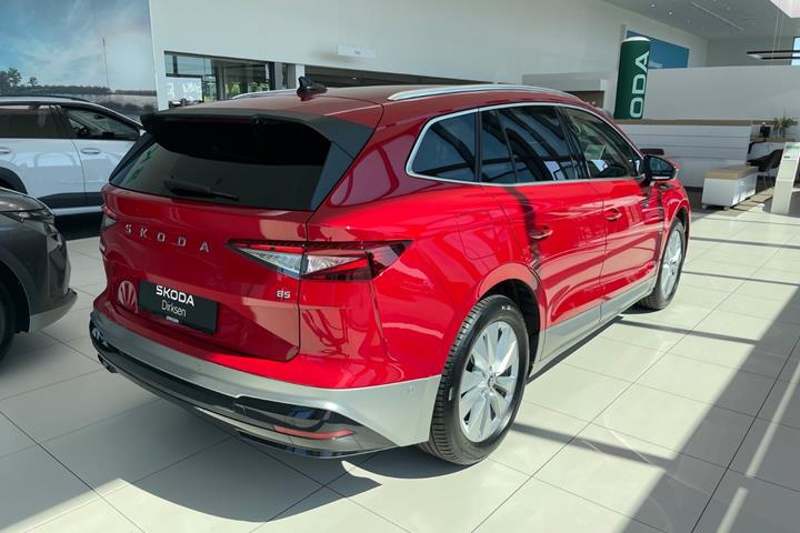 Rød Skoda Enyaq fra 2026