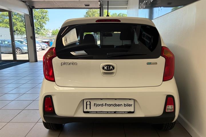 Hvid Kia Picanto fra 2016