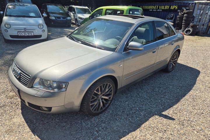 undefined Audi A4 fra 2002 set udefra