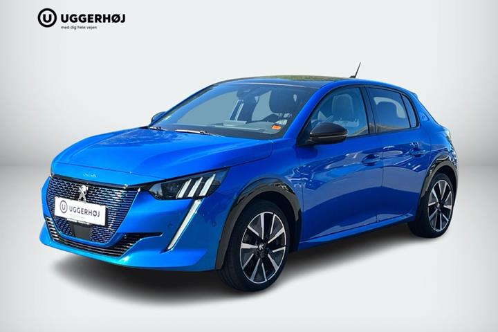 Blå Peugeot e-208 fra 2022 set udefra