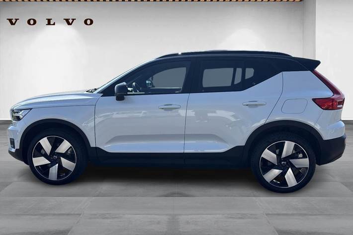 Hvid Volvo XC40 fra 2022
