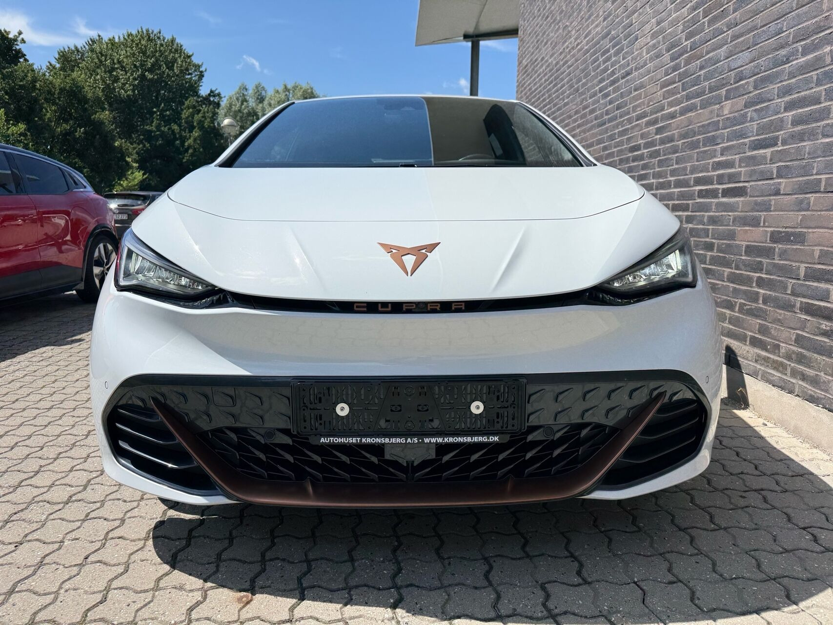 Hvid Cupra Born fra 2023