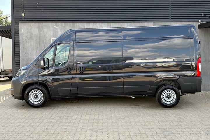 Sort Fiat Ducato fra 2026