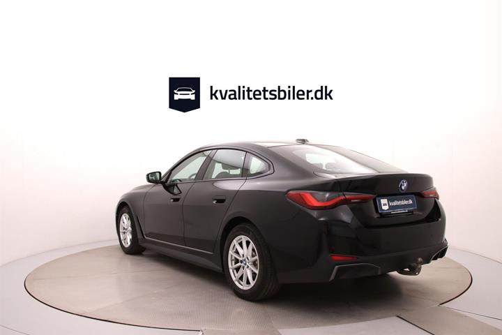 Sort BMW i4 fra 2023
